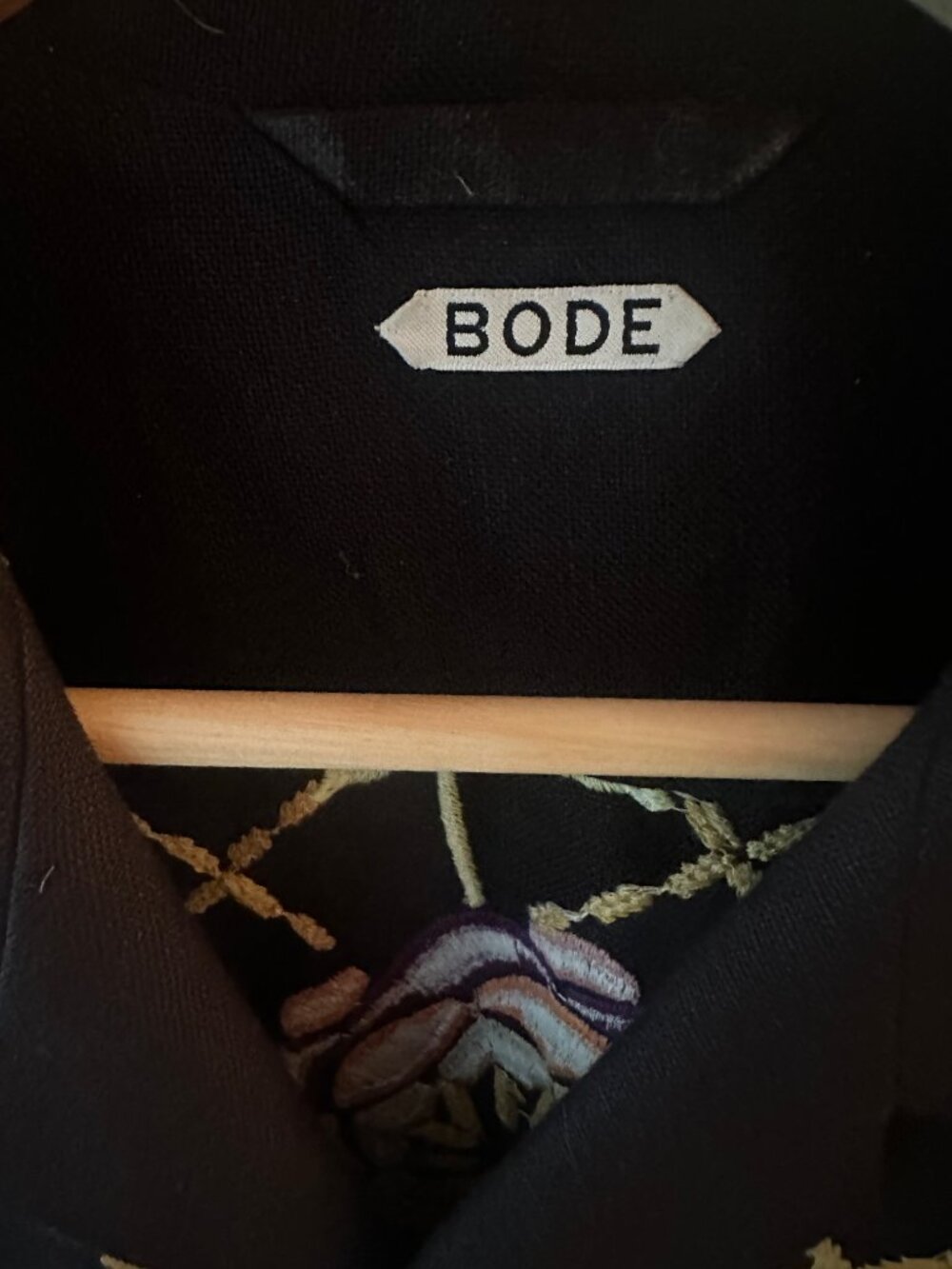BODE Linen LS embroidered button down - Picture 4 of 4